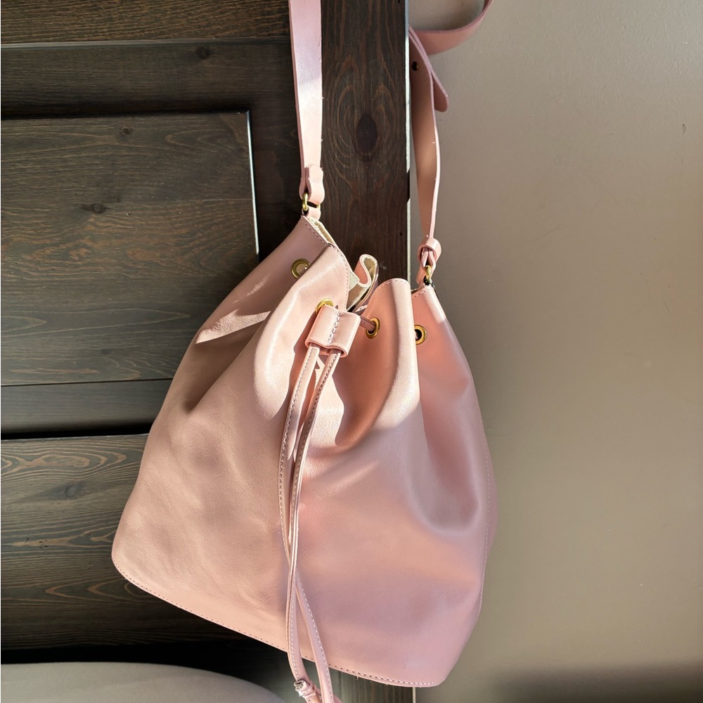 NWT Frank and Oak made in Canada pink leather bucket bag